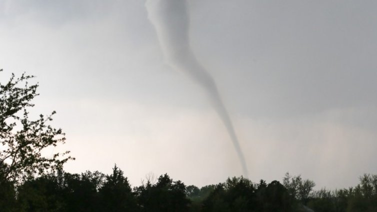  Броят на жертвите на бурите торнадо в САЩ достигна 19 души