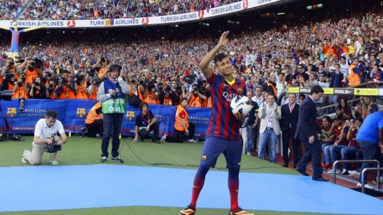 Футболно щастие с пари (не) се купува 