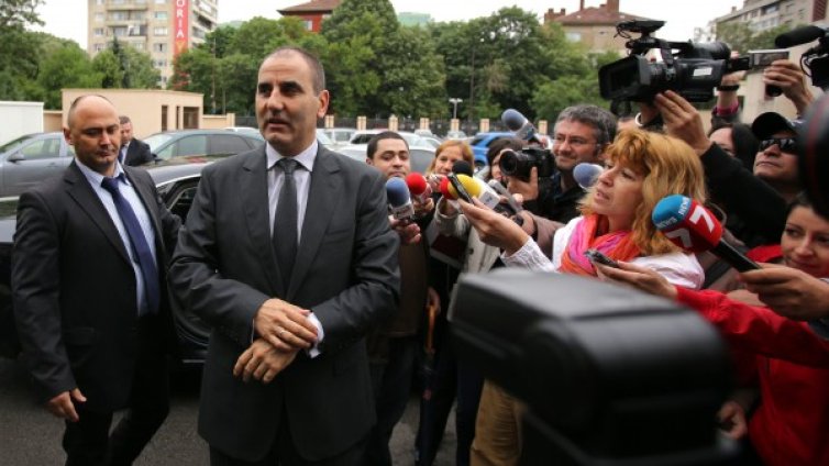 Разкарват Цветанов по прокуратурите 