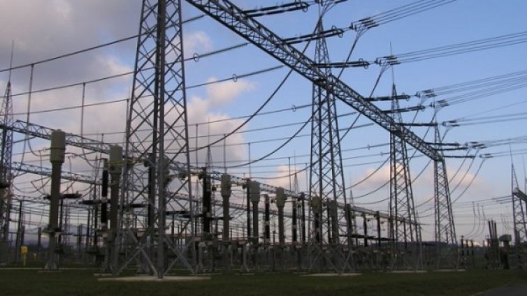 Цената на зелената енергия пада, но на тока &ndash; не