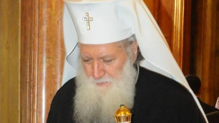 Патриарх Неофит мисли за наследник в Русе