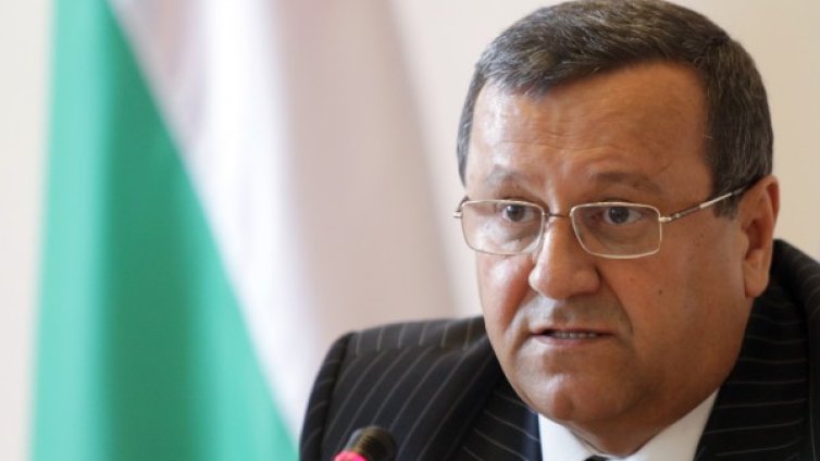 Адемов видя бомбата на ГЕРБ - 388 523 безработни