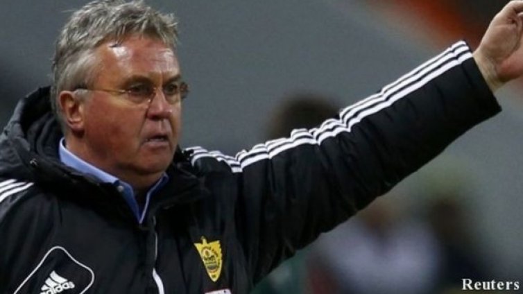 ПСЖ не се отказва от Хидинк