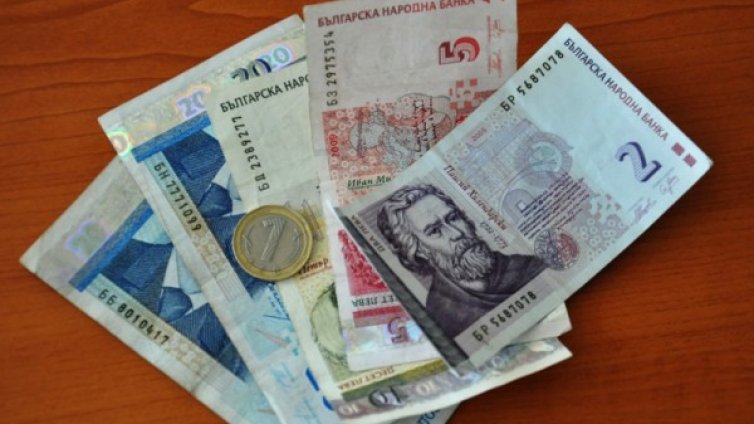 Кабинетът радва пенсионера с 2,5%, но догодина 