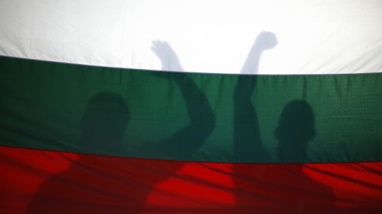 Facebook, Twitter и дори QR кодове помагат за #ДАНСwithme