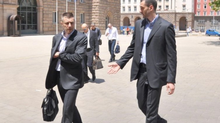 Турски отбор прилапва Казийски и Радо Стойчев?