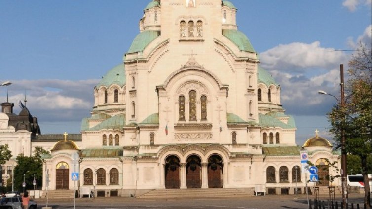 Европари и за Църквата, но първо статут, рече Стоянович