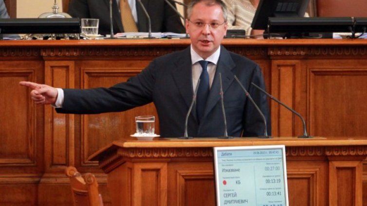 Станишев допуска предсрочен вот, ако "Атака" не влезе в НС 