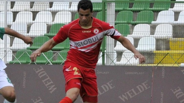 "Титан" продължава да разпродава ЦСКА - Платини отива в Лудогорец