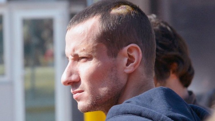 "Бягащият за здраве" отново на протеста пред МС