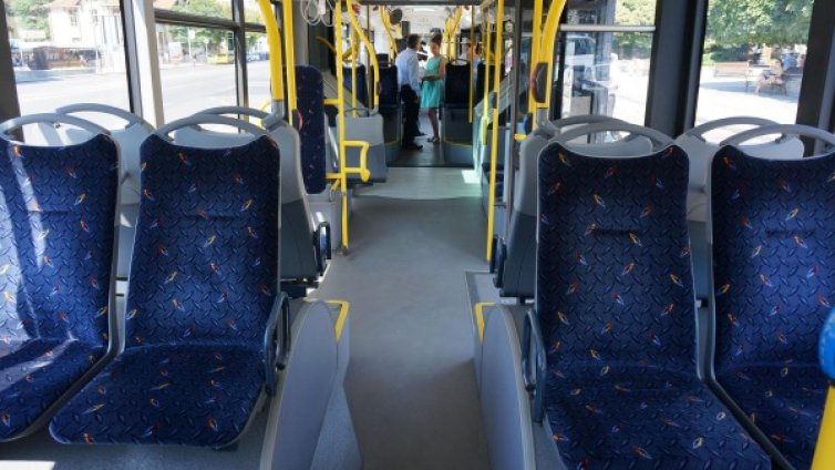 Нови автобуси на газ заменят "ветераните" из София