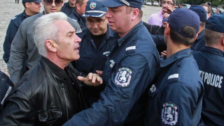 Сидеров се нахвърлил на екип на СКАТ в Бургас