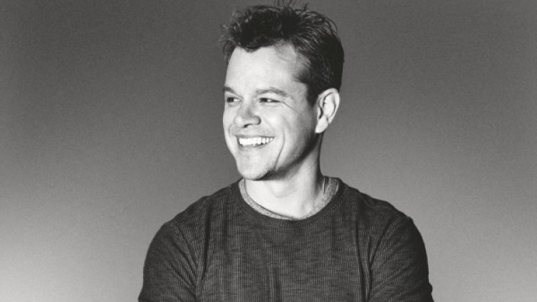 Мат Деймън щастлив, че жена му е обикновена 