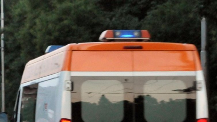 Мъж премазан от камион, който сам ремонтирал