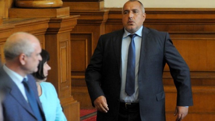 Ден на майстора за БСП, ДПС и "Атака", сал Борисов работи