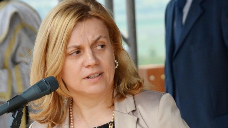 Не се възприемам като министър на магистралите, рече Терзиева 