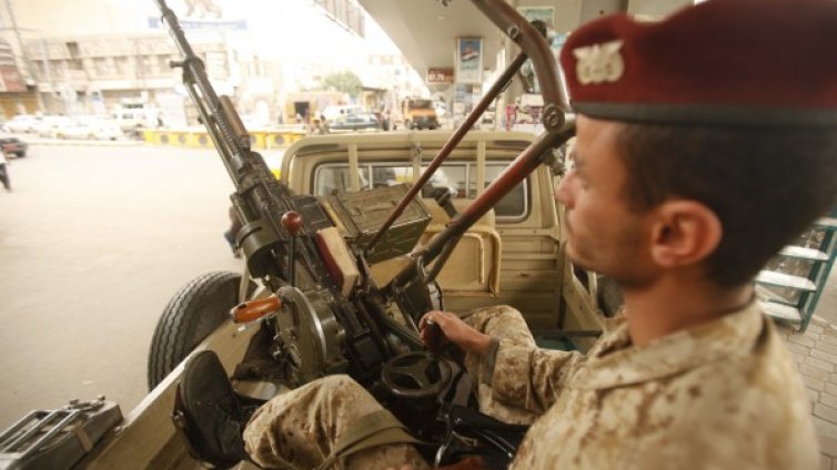 САЩ зове гражданите си да напуснат Йемен