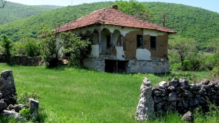 Селото се сви &ndash; София расте