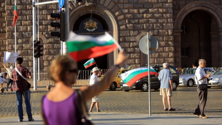 Протестите няма да спрат и след като падне правителството 