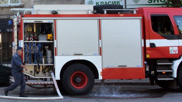 Горя склад в завод "Агрия" в Пловдив 