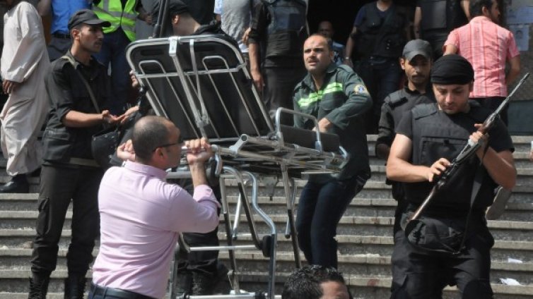 Престрелка избухна в центъра на Кайро 