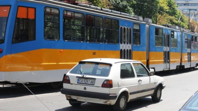 "Мария Луиза" - пешеходна, трамваите - извън центъра