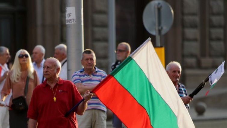 #ДАНСwithme 74 пак спря движението на пл. "Независимост"*