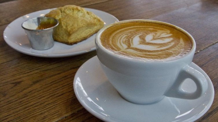 Следобедното кафе - по-разведряващо от сутрешното