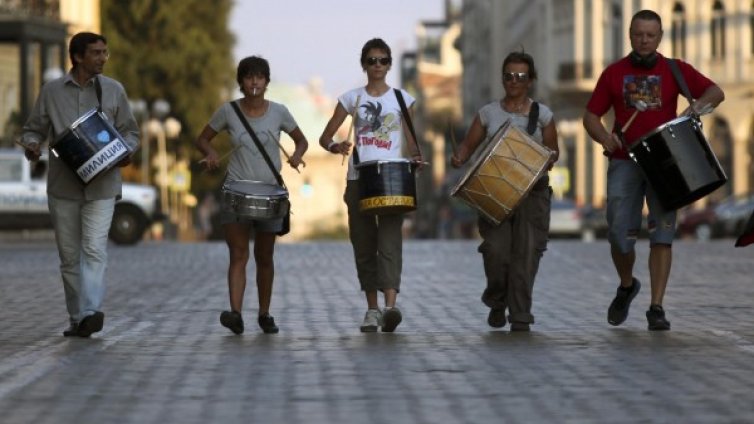 75-и ден протест, за 75-и път скандирания: Оставка!*