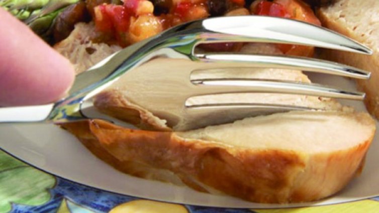 Забравете за ножа и с вилицата вече става