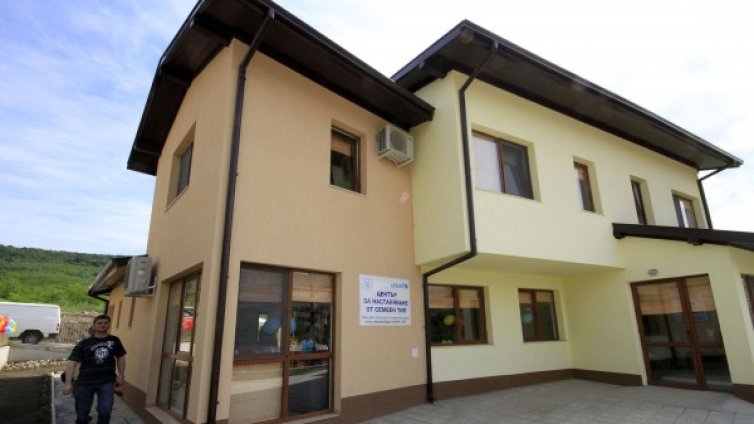 С европари градим 133 центъра от семеен тип и 27 защитени жилища