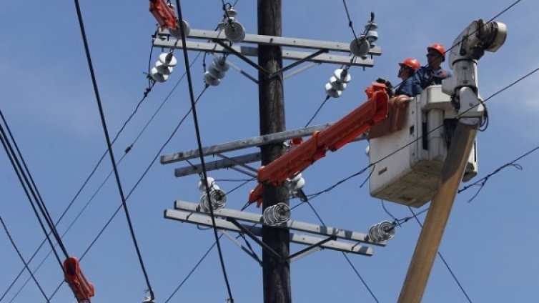 Производството на електричество намалява с 19% през юли