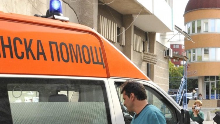 Бебе почина на път за болницата