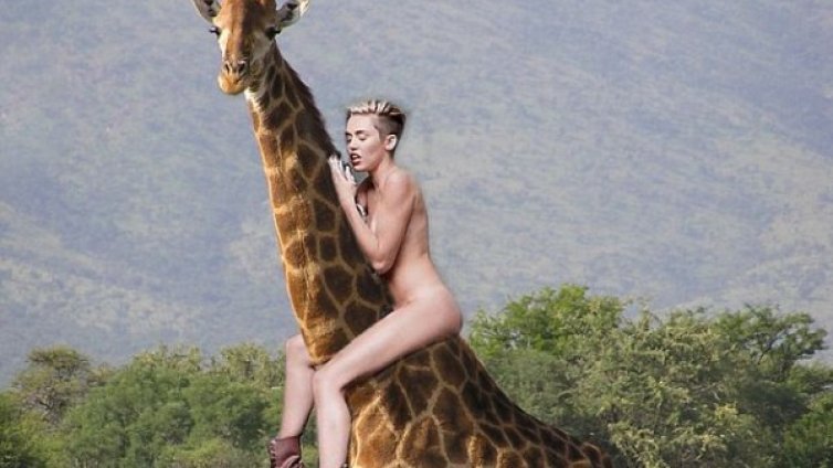 Руснаците се подиграха на Майли Сайръс  