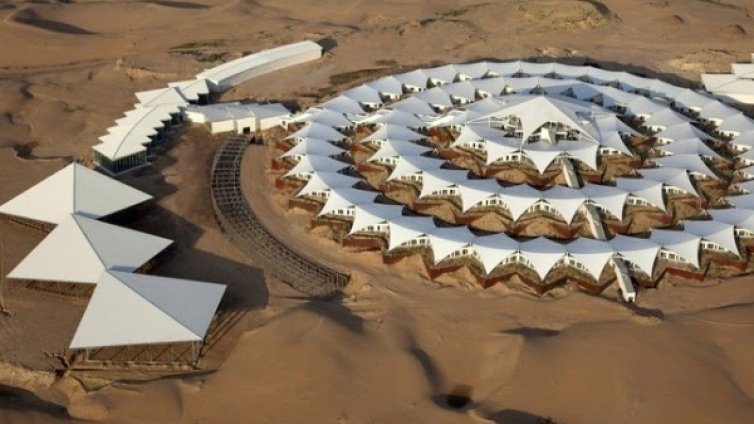 Отседнете в хотел "Лотос" в Монголия 