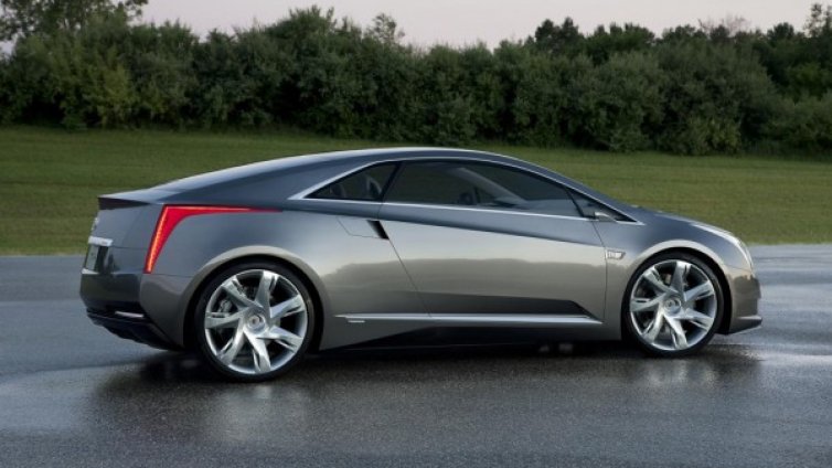 GM готви конкурент на Tesla Model S