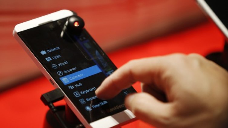 BlackBerry размаха секирата