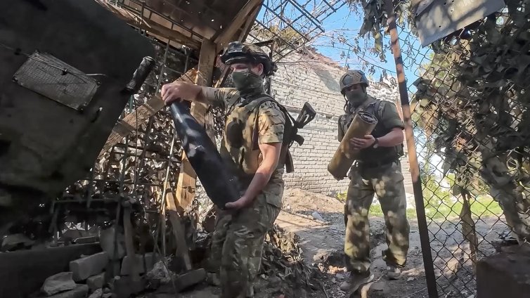 Дезертьорство в Украйна: Близо 40 хил. войници бягат всеки месец