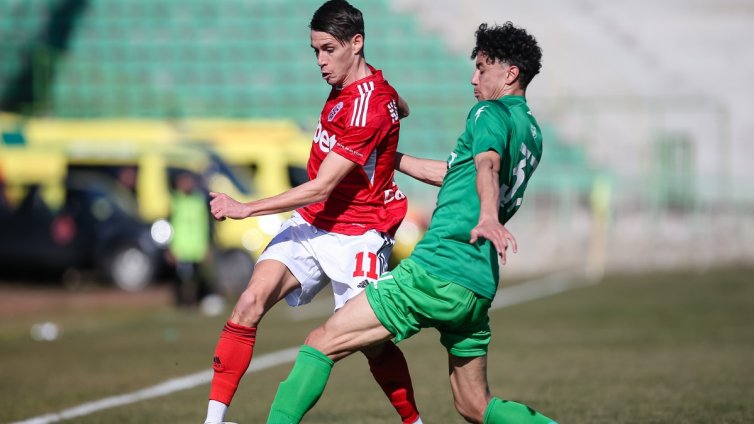 Арда започна с трансферите, привлече Бирсент Карагерен