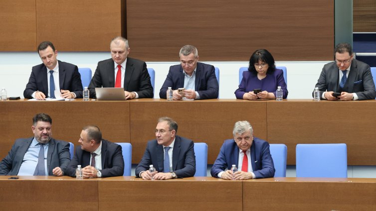 "Величие" ще подкрепи вота на недоверие на "Възраждане", ако те подкрепят техния