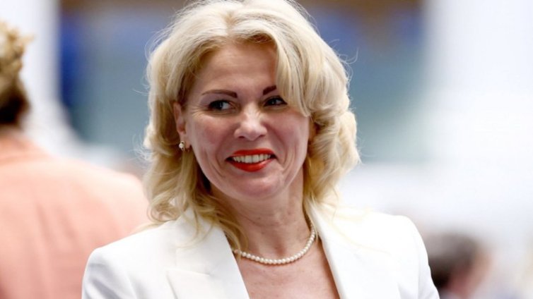 Елка Божова оглави Комисията за защита от дискриминация