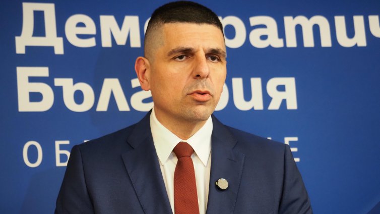 Мирчев: Радев стана от масата, на която се решава европейската сигурност