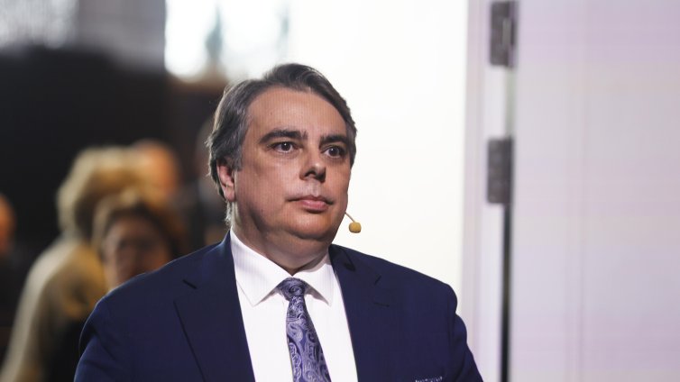 Асен Василев: Гласувайте, за да не ходим пак на протести  