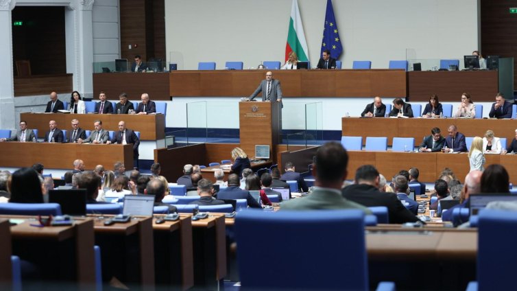Парламентът ще разгледа изменения в Изборния кодекс