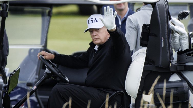 Американски представители пътуват към Шотландия за преговори с ЕС