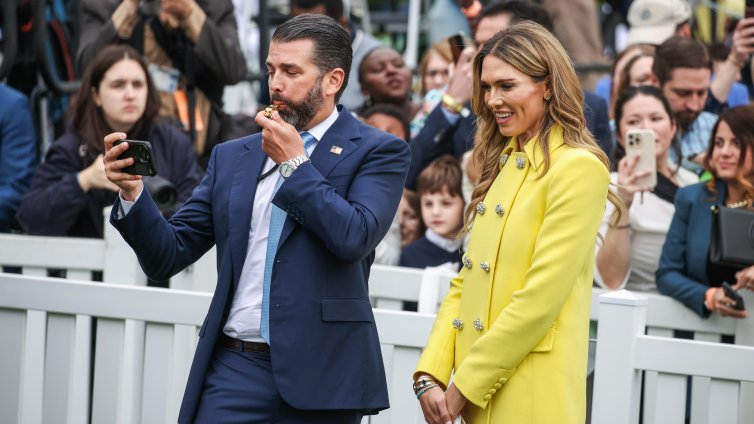 Обиколката на Доналд Тръмп-младши започна от Унгария