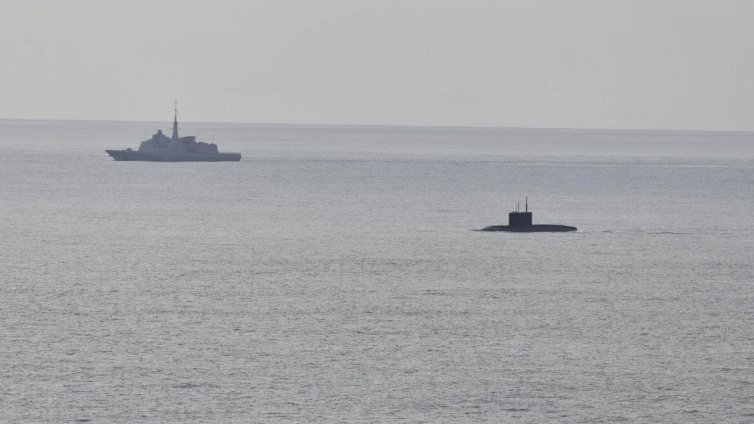 Рюте се подигра на руската подводница „Новоросийск“: Куцука към дома