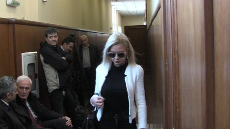 Тита стана на 26 г., празнува с Криско