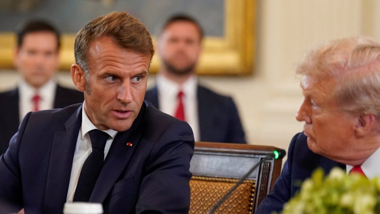 Макрон предлага срещата между Путин и Зеленски да се проведе в Женева