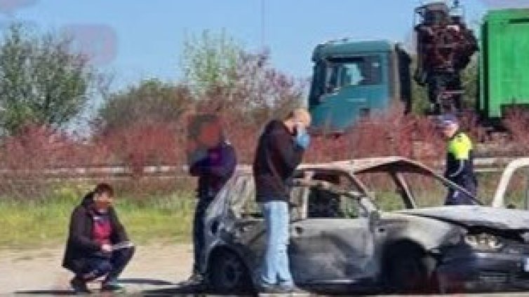 Млада жена изгоря в автомобила си край Поморие